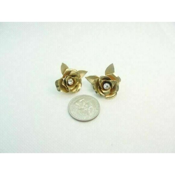 Woman's Earrings Coro Vintage Clip-On Gold-tone Flower Center Stone - Picture 3 of 8